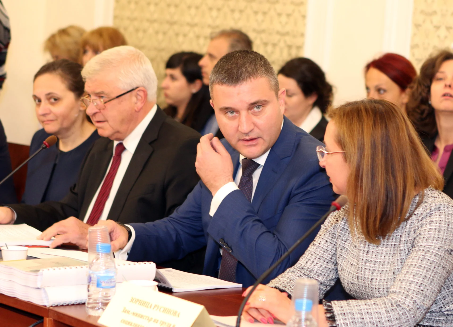 Парламент комисия по бюджет и финанси Държавен бюджет 2020