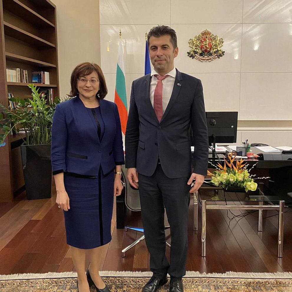 кирил петков павлина панова