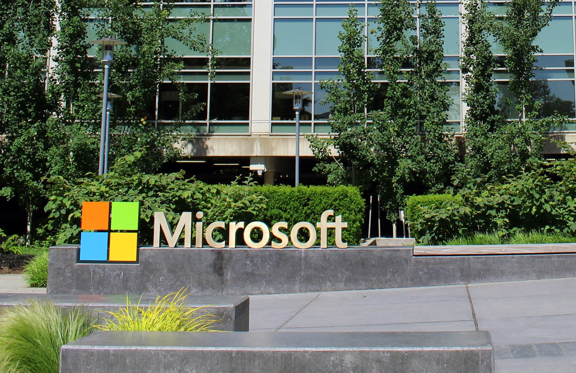 IBM и Microsoft си сътрудничат за засилване на киберсигурността