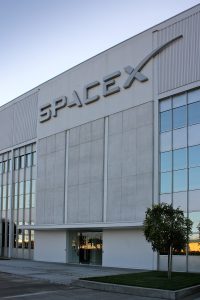 Илон Мъск смята да премести централите на X и SpaceX от Калифорния в Тексас