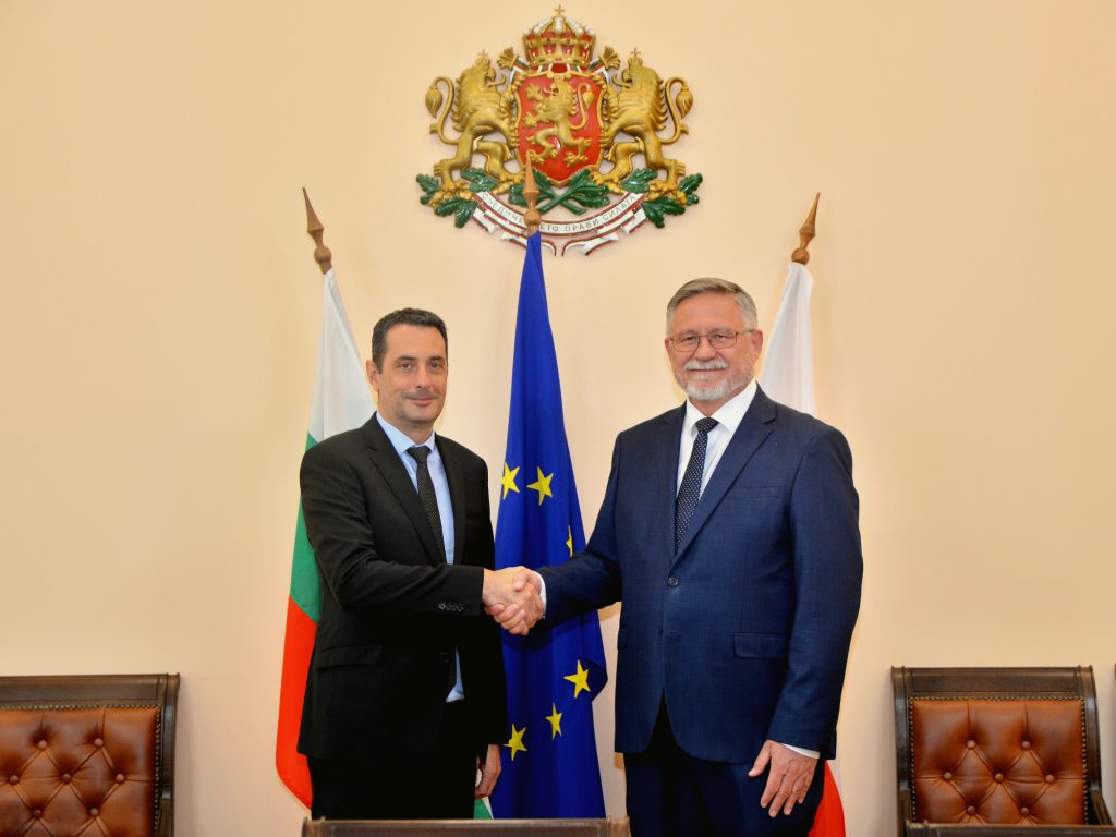 G.Gvozdeykov poslanik Poland Maciej Szymanski