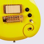 Легендарната китара на Prince "Cloud 3" се продаде за 910 000 долара