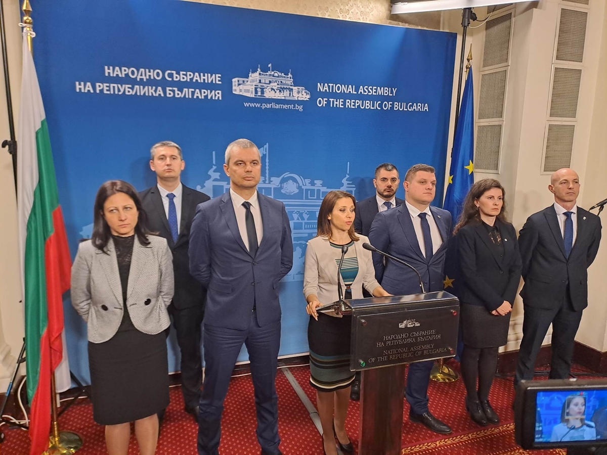 Искра Михайлова брифинг