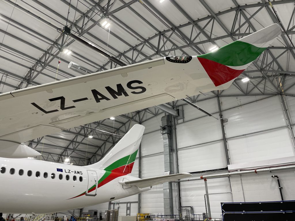 България еър, Airbus A220