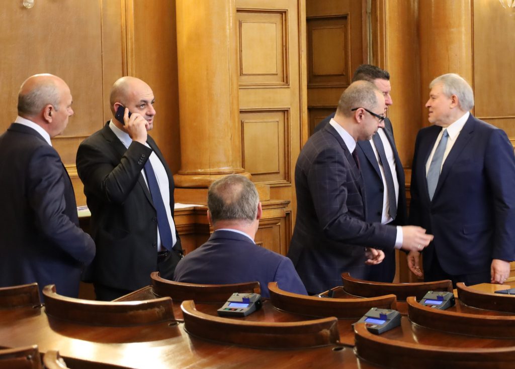 Депутатите обсъждат механизъм за разследване на главния прокурор 9 Парламент