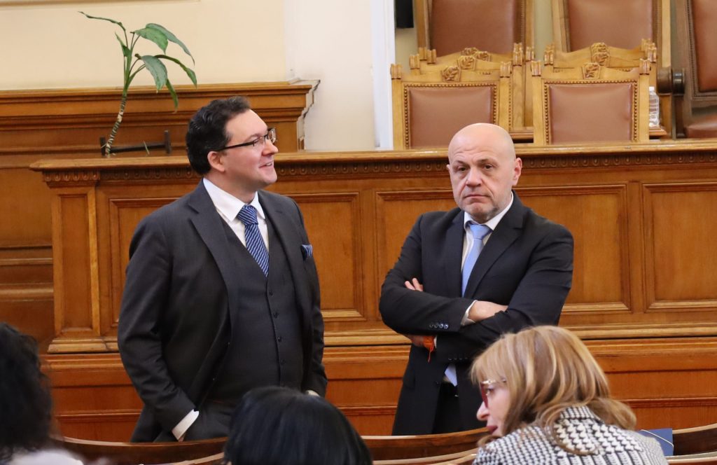 Парламент Даниел Митов Томимслав Дончев