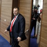 Парламент нов вот на недоверие Делян Пеевски