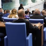 декларацията за РСМ, Парламент нов гласуване вот на недоверие