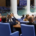 Парламент нов гласуване вот на недоверие