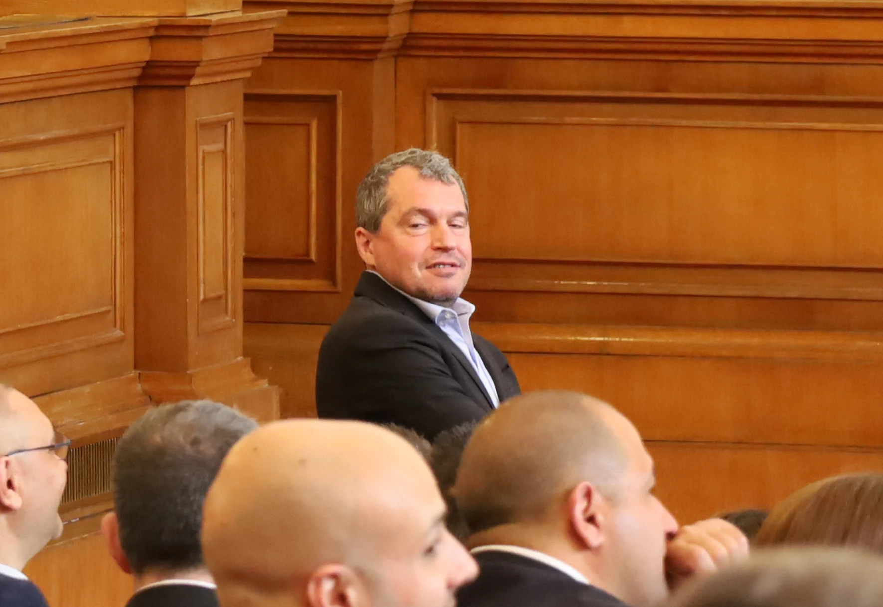 Парламент Тошко Йорданов