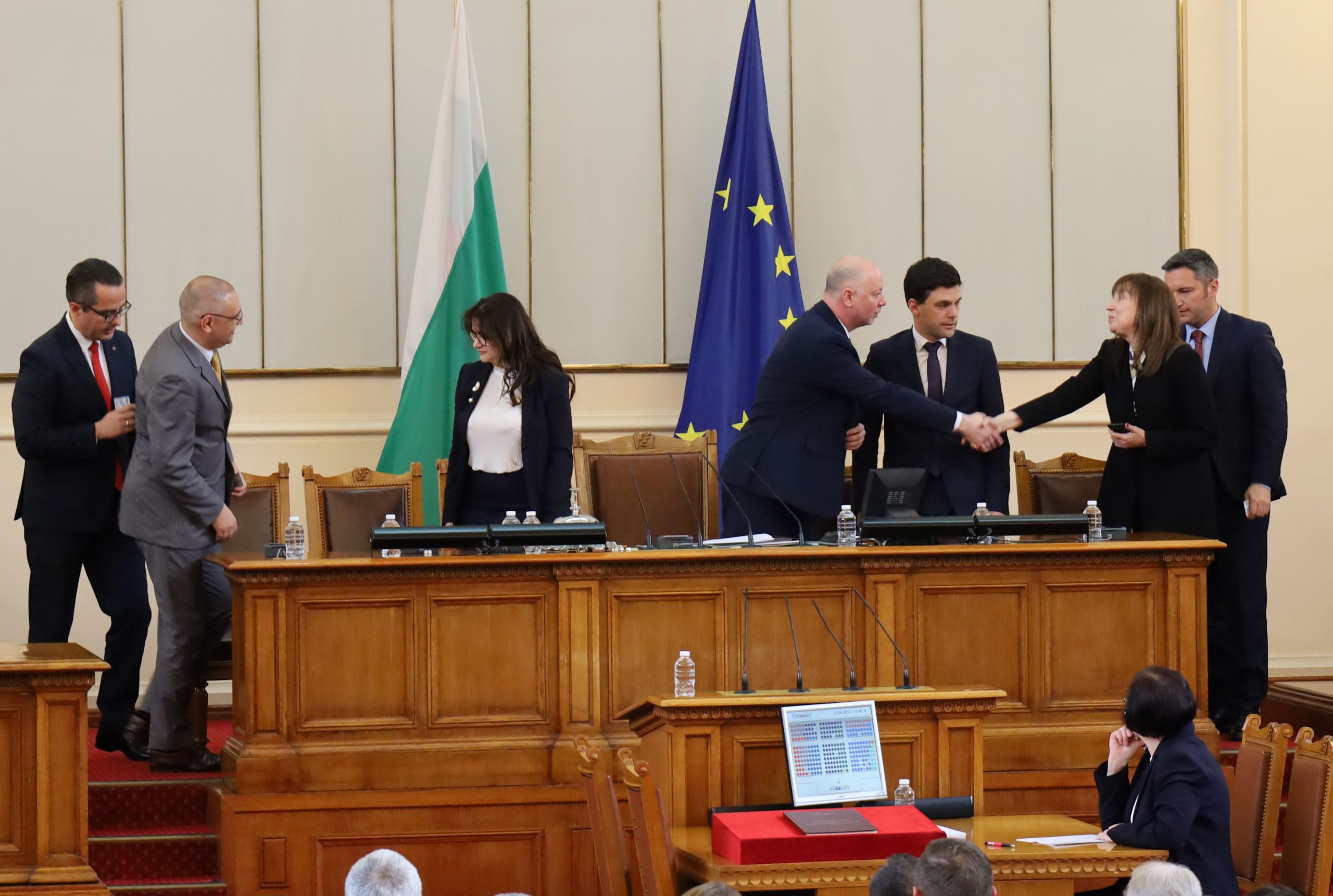 Парламент Росен Желязков