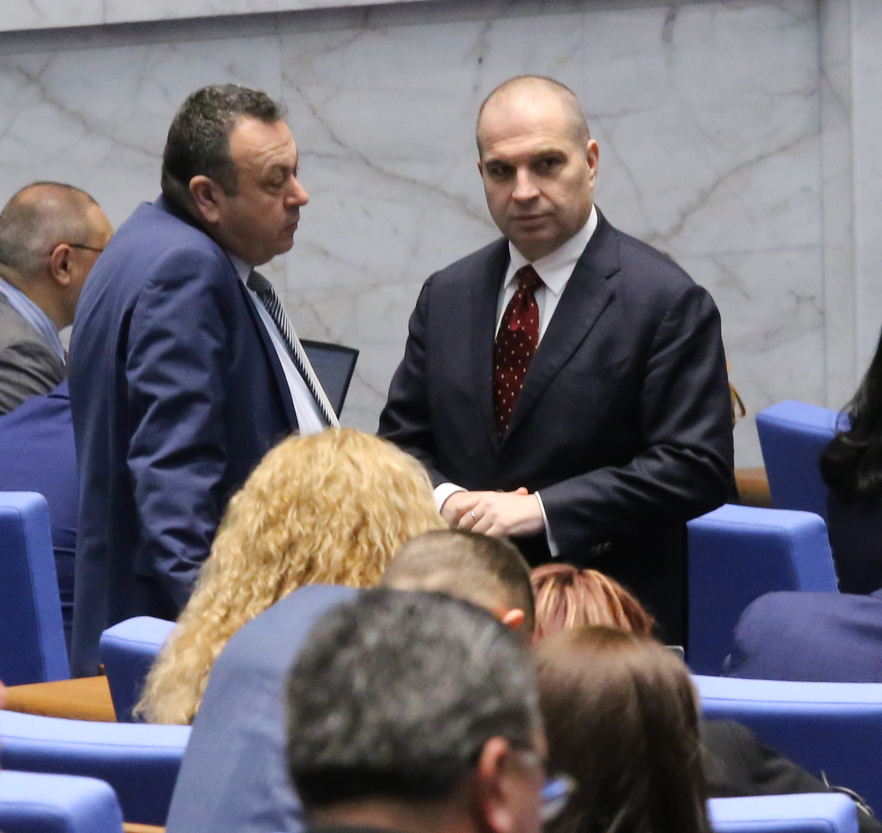 Правителството правело отчаяни стъпки да навакса изгубеното време по Плана за възстановяване