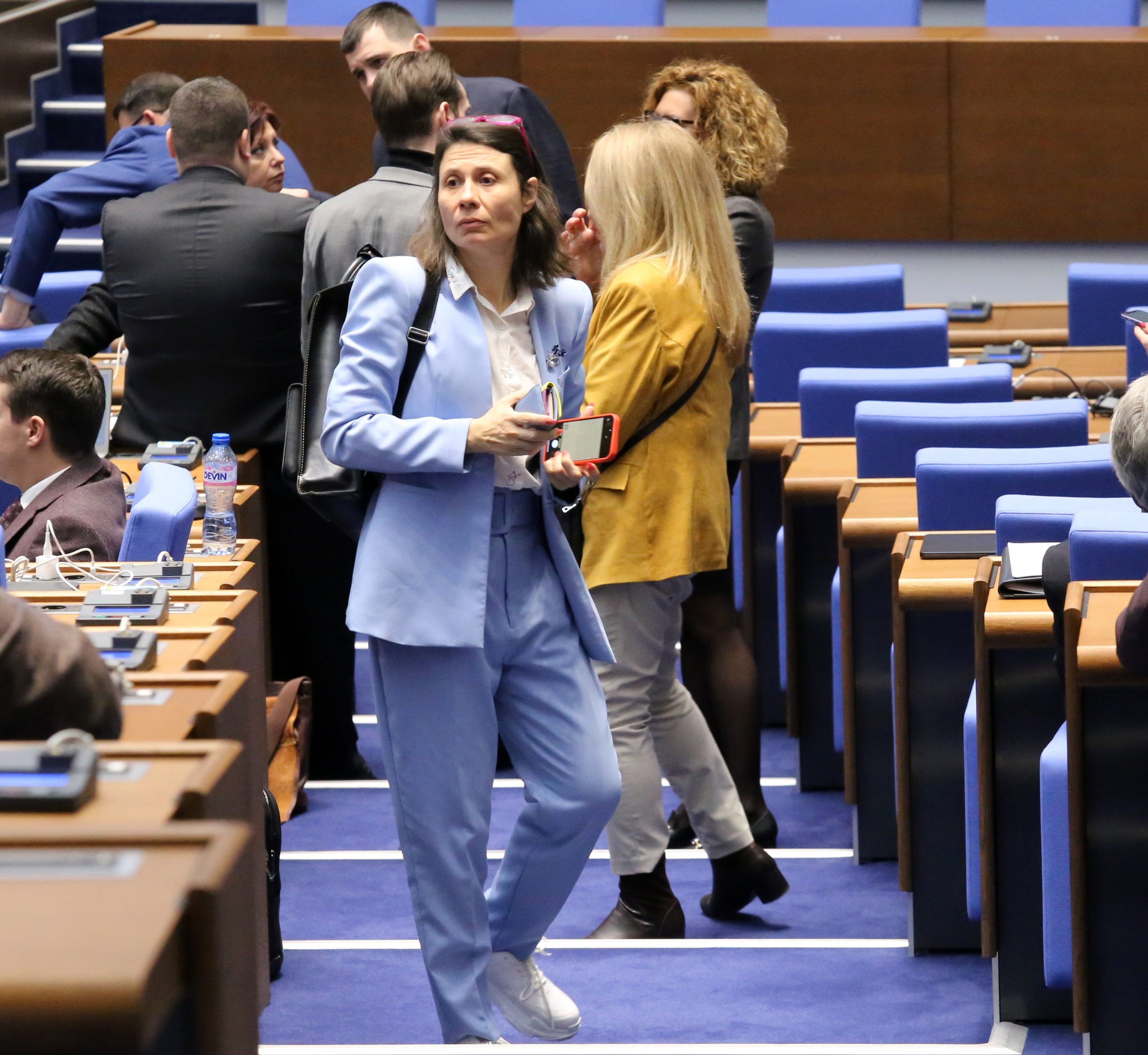 "Демократична България" настоява за осигуряване на равен достъп до качествено образование