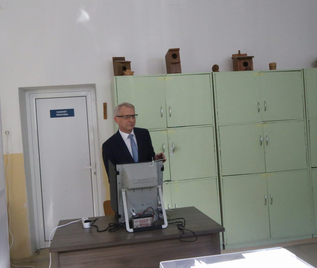 В секцията на премиера Денков - проблем с машината 6 IMG 20231105 103806