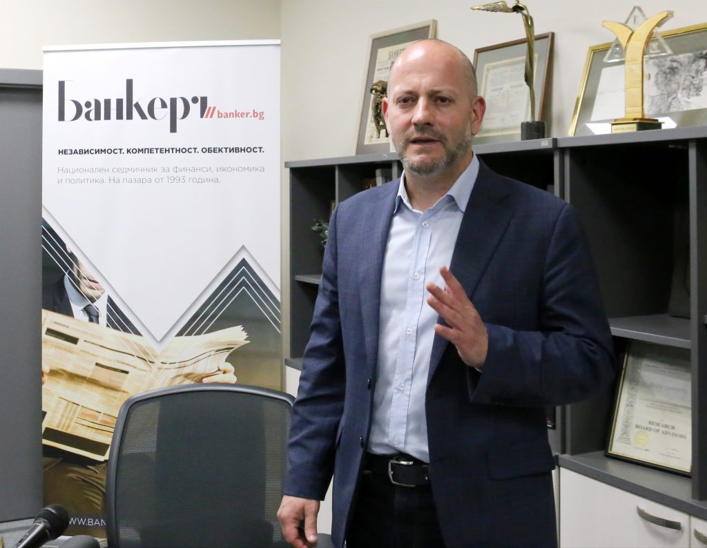 Радан Кънев: Щатските визи у нас не паднаха заради коалиция „Магнитски“, която контролира българската политика (част 1) 8 Радан Кънев