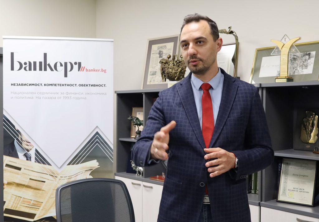 Богдан Богданов