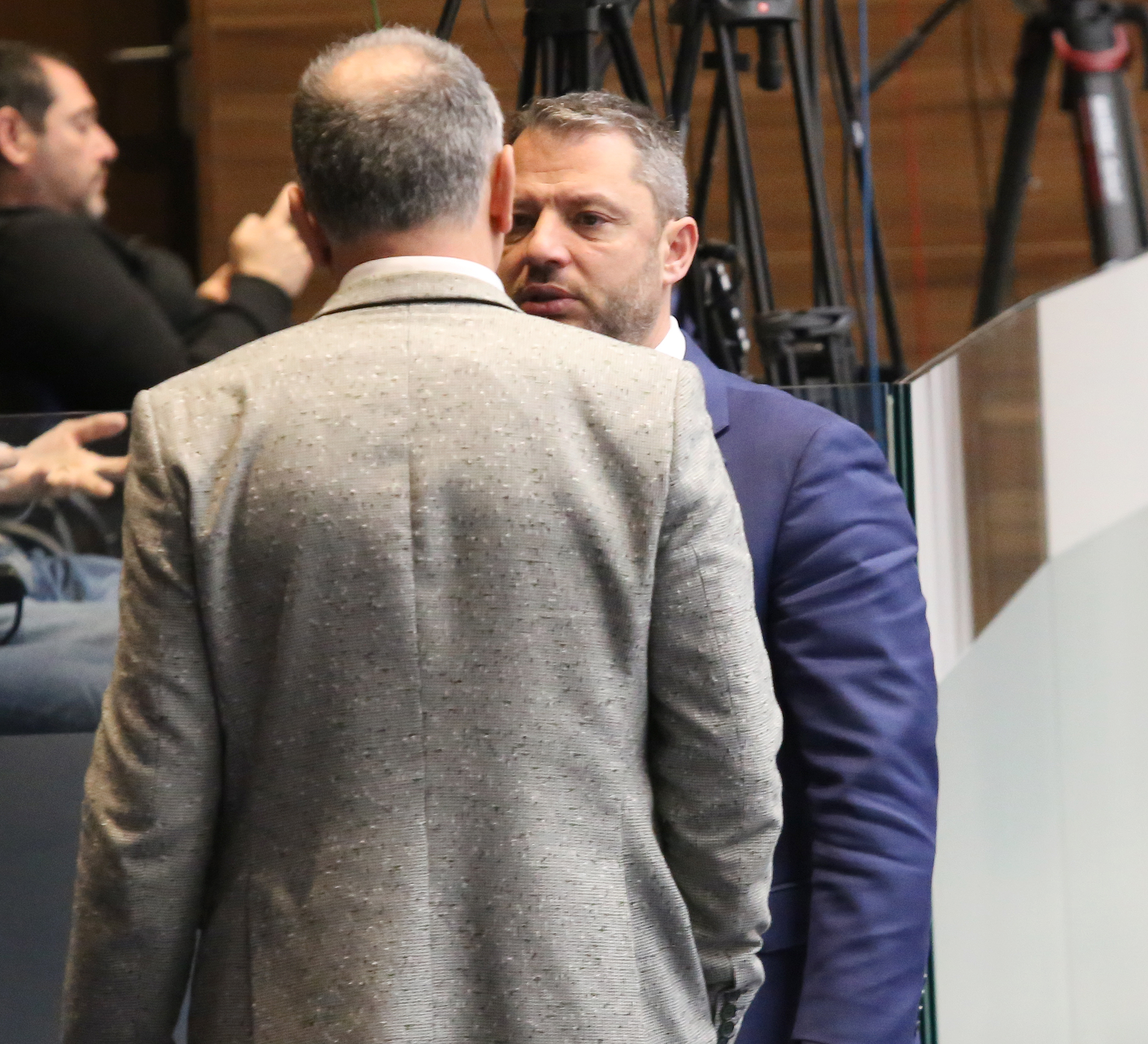 Делян Добрев