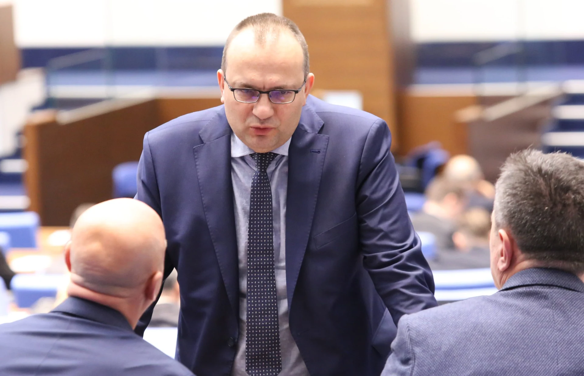 "Да, България" предложи пакет от десни мерки за овладяване на бюджетния дефицит