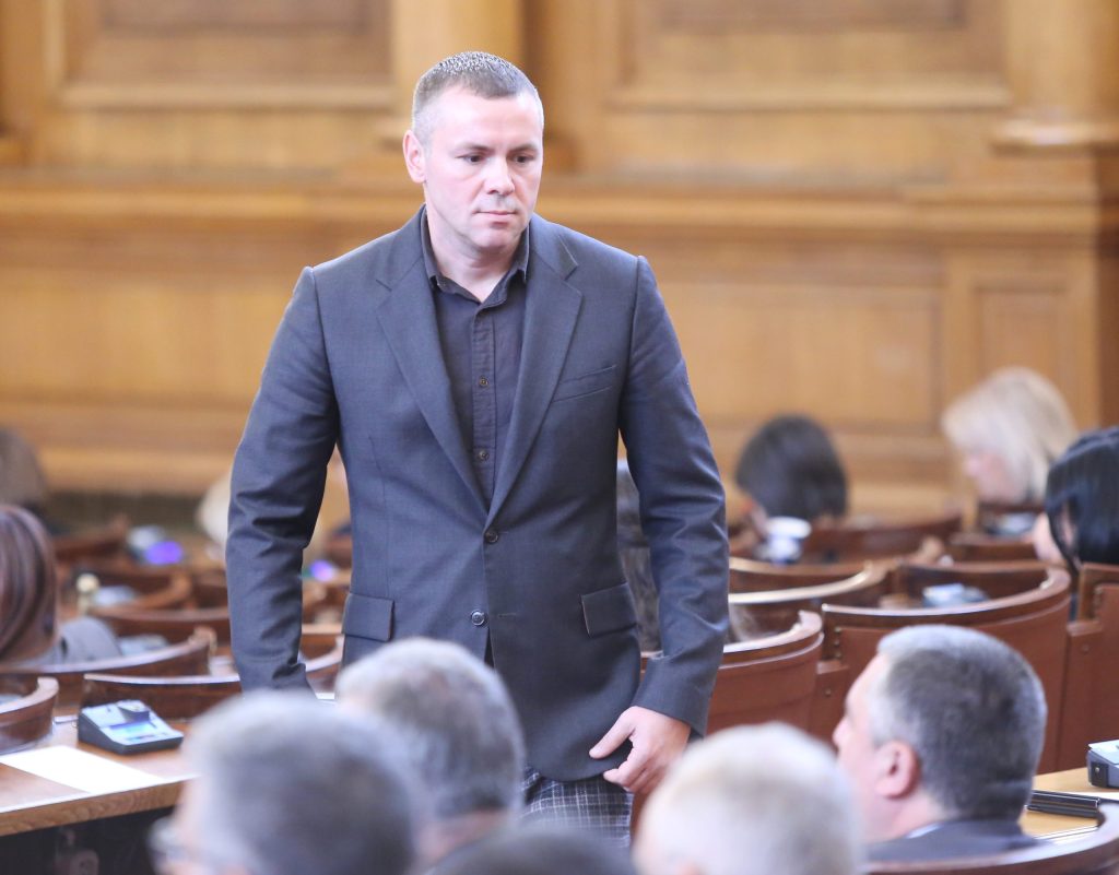 Ицо Хазарта предупреждава - концлагерите не са в миналото 6 Парламент Христо Петров