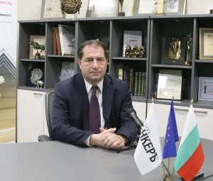 Борислав Цеков