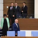 Шестима министри и Димитър Главчев ще участват в парламентария контрол в НС