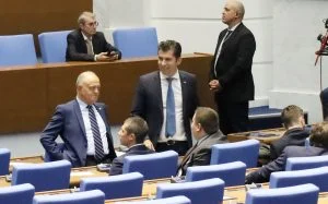 ПП-ДБ ще обновява управленската си програма, но не и листите за предстоящия вот