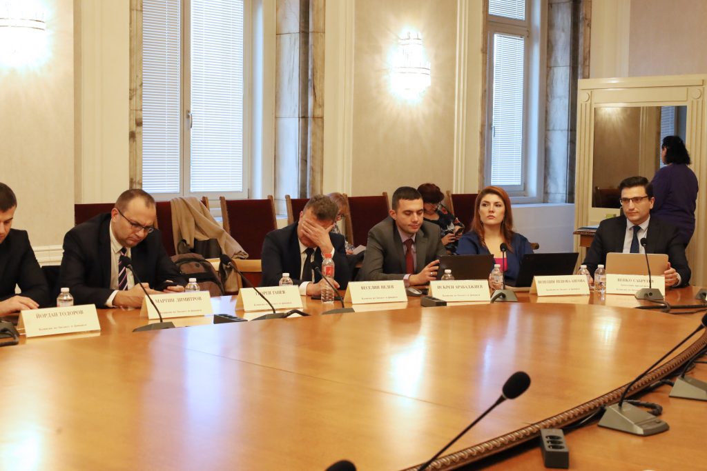 Бюджетната комисия не прие пакета от данъчни закони на Асен Василев 8 Парламент комисия по бюджет и финанси
