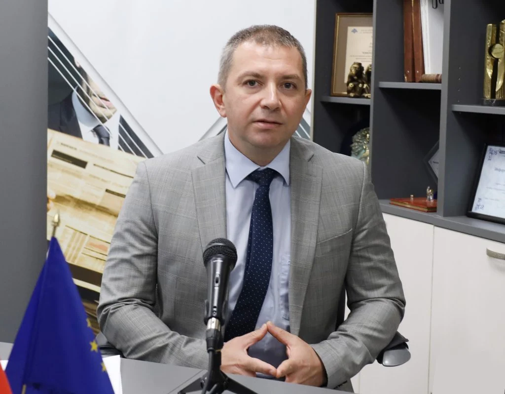 работна заплата, Добрин Иванов