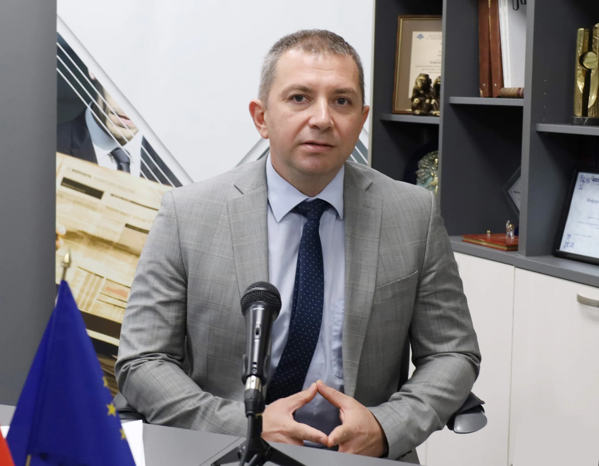 работна заплата, Добрин Иванов