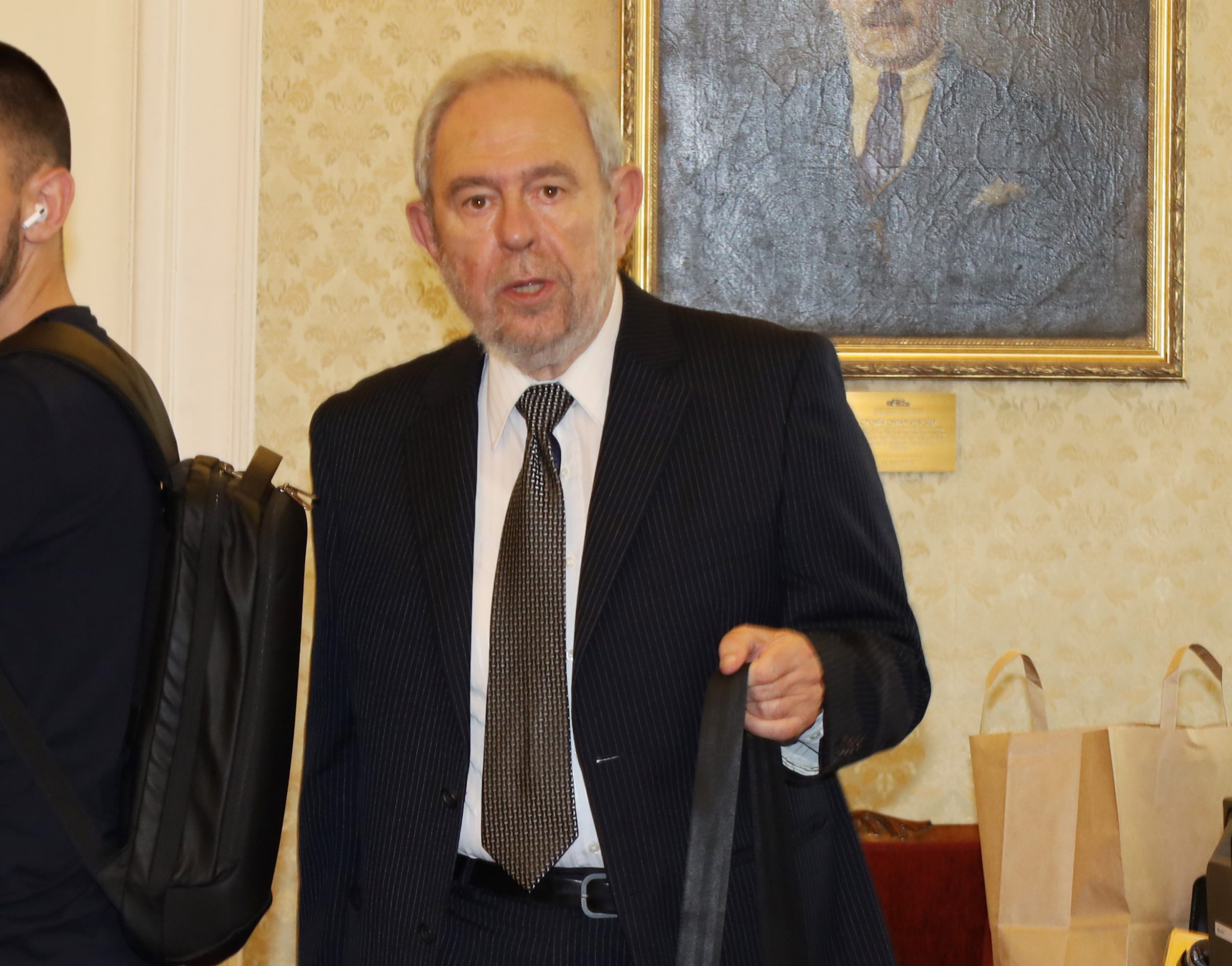 Комисия по бюджет и финанси изслушване на кандидати за БНБ Любомир Христов