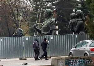 Паметник на съветската армия