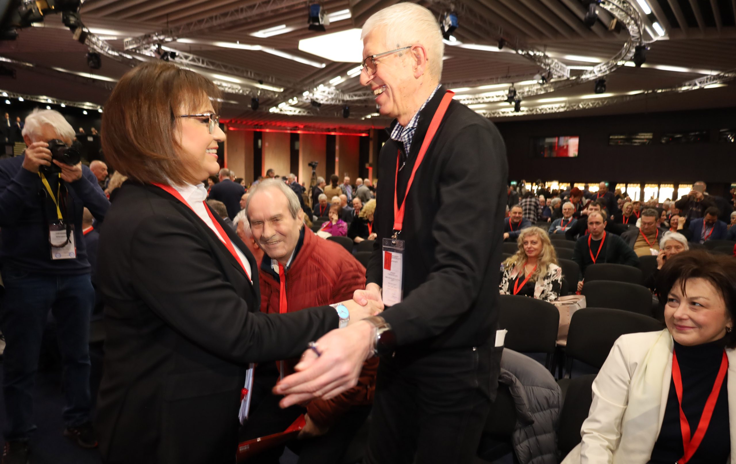 50 конгрес на БСП Корнелия Нинова Румен Овчаров