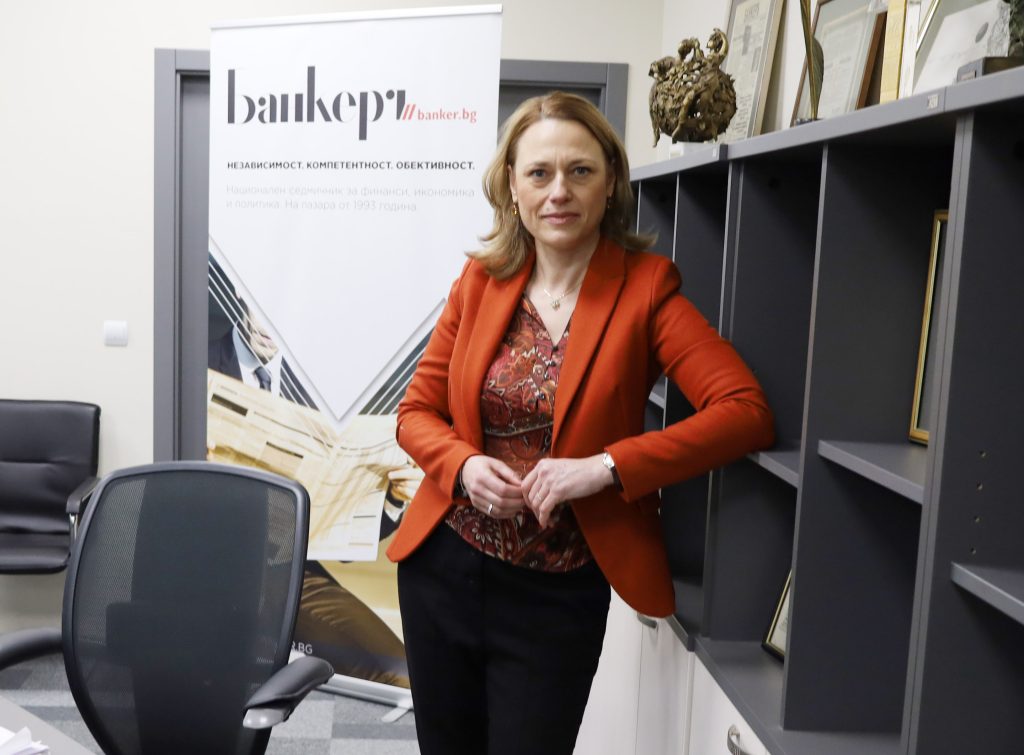 Реформираната ни (уж) Конституция обещава само едно - проблеми, проблеми, проблеми… 2 Ива Митева