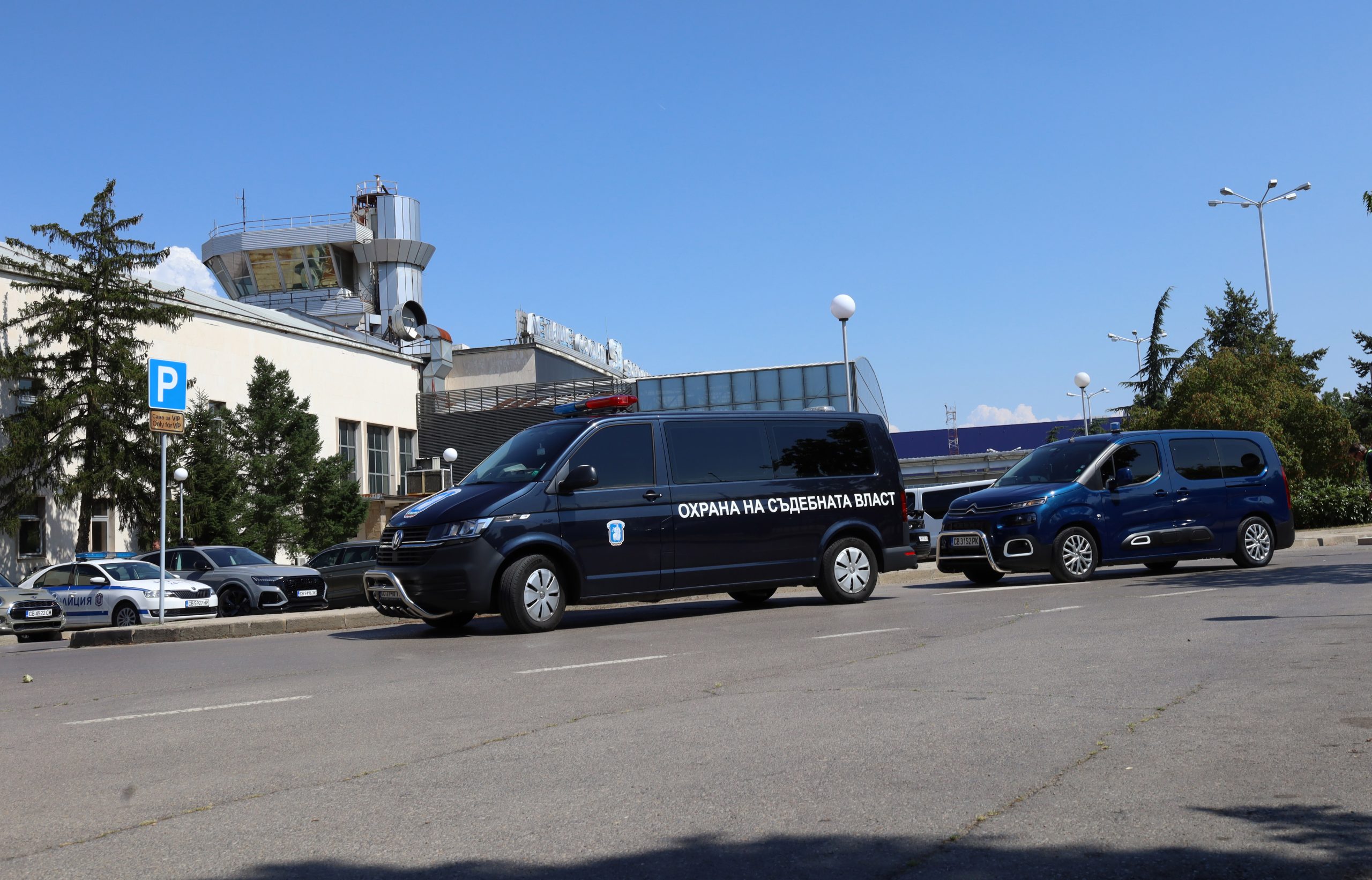 ВИП Летище София полиция полицаи