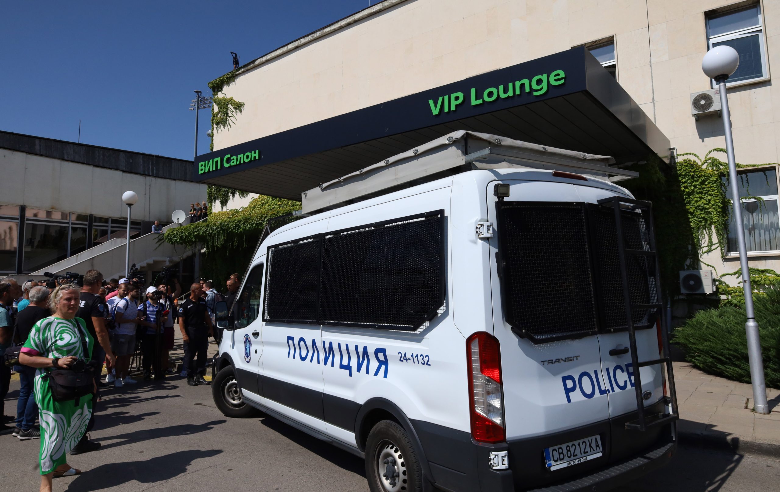 ВИП Летище София полиция полицаи