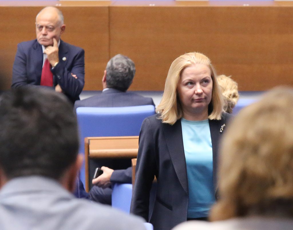 Нотариуса, временната парламентарна комисия, Надежда Йорданова, Атанас Атанасов, ВСС, главен прокурор, ВАС, ПП-ДБ, законопроект