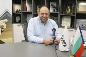Константин Павлолв