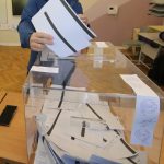 Местни избори гласуване 2023 бюлетини урна