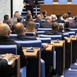 Парламент нов зала депутати гласуват