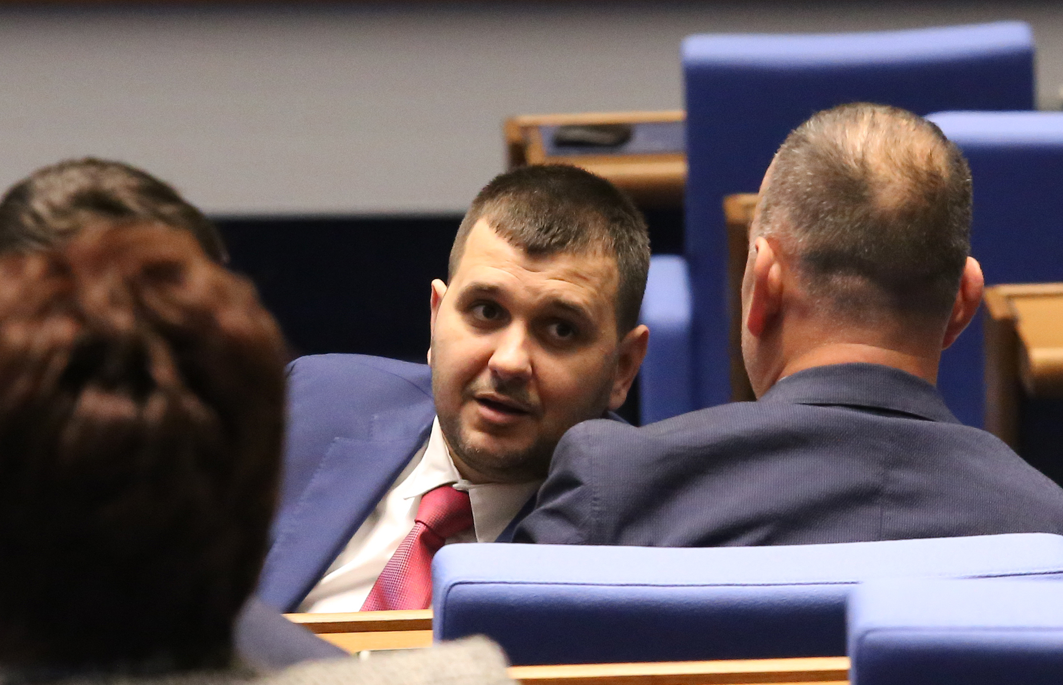 ПП-ДБ предлага паркоместата да получат статут на самостоятелни обекти