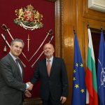 Министърът на отбраната Тодор Тагарев и посланикът на Испания Н. Пр. Алехандро Поланко.