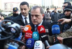 Армения и Азербаджайн, Мирните преговори между Армения и Азербайджан продължават