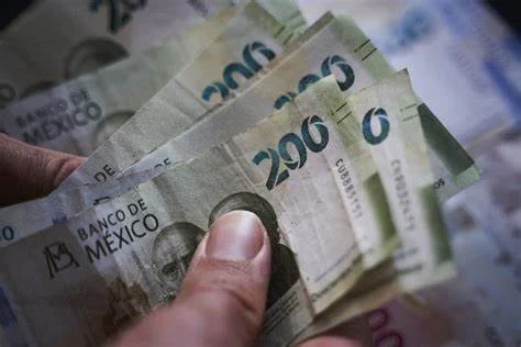 След реализираната възвръщаемост от 60%, търговците обръщат гръб на песото и реала