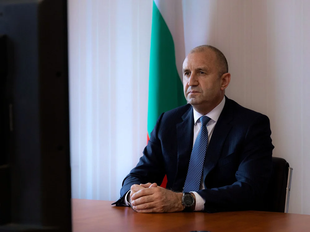 Президентът Румен Радев вика още днес Рая Назарян, за да обсъдят възможностите за съставяне на правителство