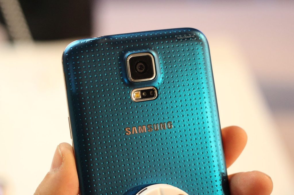 Samsung Мобилен телефон Galaxy S5