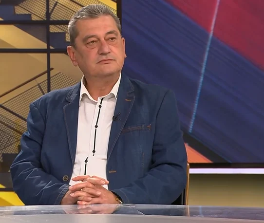 Николай Николов