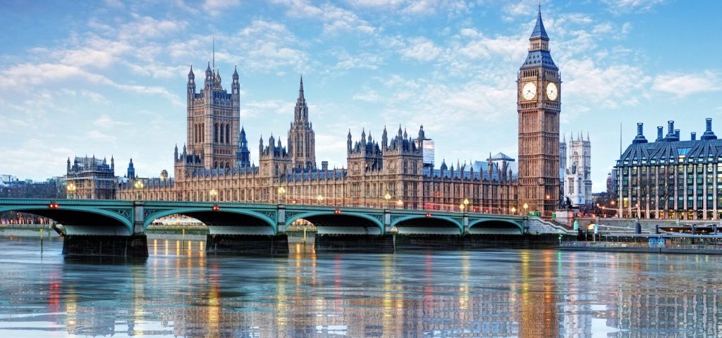 UK Parliament London 1440 x 675