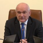 Главчев, НАП и митниците започват физическа инвентаризация на наличностите в "Лукойл", Димитър Главчев, Министерски съвет, университети, заплати