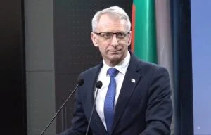 Николай Денков
