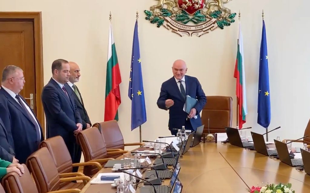 доклад за състоянието, Главчев